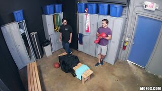 2019-02-18-4347971-gym-bag-bang_720