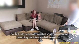 2015-08-30-4083821-big-breasted-redhead-proves-shes-got-what-it-takes_720