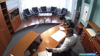 2015-10-06-4084981-patient-overhears-doctor-fucking-nurse_720