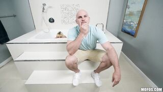 2018-07-20-2978891-no-such-thing-as-too-big_720