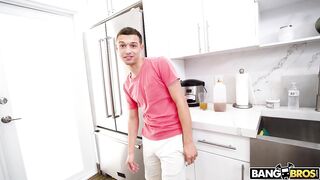 2019-11-11-8905141-big-booty-gets-fucked-hard_720