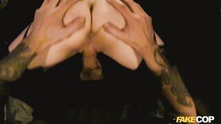 2015-11-19-4089621-dirty-dog-day-afternoon-his-girlfriend-is-happy-to-fuck-tha-police_720