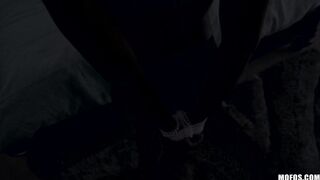 2018-08-13-3009251-pearl-necklace-for-a-thieving-date_720