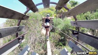 2019-11-15-8943951-lunas-5-star-vacation-day-2_720