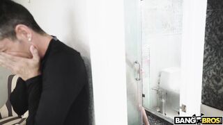 2019-07-25-8890391-kara-lee-gets-a-creampie-from-step-brother_720