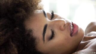 2016-12-23-121772-silky-sex-massage-540