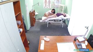 2015-05-19-4084551-hot-black-haired-mom-cheats-on-hubby-with-doctor_720