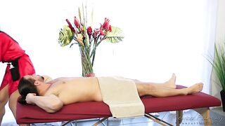 2016-10-27-118310-teasing-massage-540