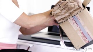 2016-11-07-119639-secretary-day-540