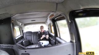 2015-11-29-4074561-hungarian-beauty-in-hot-cab-sex_720