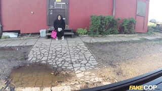 2015-08-17-4088251-inside-girl-waitress-gets-a-cops-helmet-in-her-black-arse_720