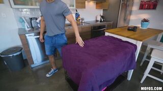 2019-02-27-4350805-petite-paris_720