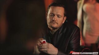 2015-08-05-4177831-high-stakes_720