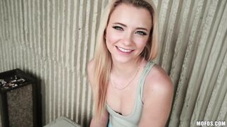 2018-03-23-3032671-blonde-pussy-fucked-in-public_720