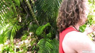 2018-02-03-3028051-tiny-redhead-takes-dick-in-park_720