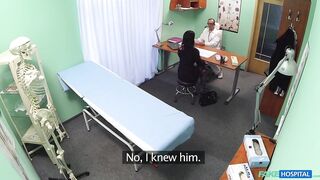 2015-02-17-4086201-doctor-makes-sure-patient-is-well-checked-over_720