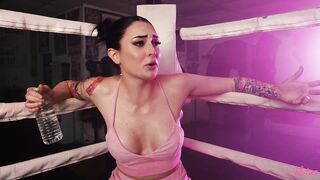 2023-10-21-9450931-slap-my-juicy-booty_720