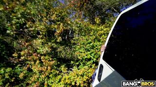 2019-03-27-8949761-college-student-fucks-for-tuition-money_720