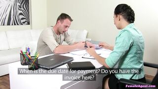 2014-11-21-4078251-agent-fucks-builder-for-a-discount_720