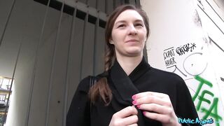 2015-02-23-4069581-tall-russian-bends-over-for-cash_720