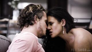 2023-08-22-218520-rock-bottom-218520-540