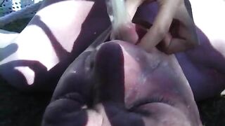 2008-11-04-586-stake-out_h265