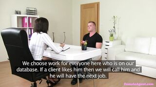 2014-10-14-4078561-muscular-stud-wants-to-fuck-agent_720