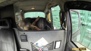 2014-10-09-4077411-milf-wants-cash-to-flash-huge-tits_720