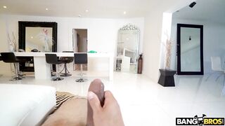 2018-10-23-8956681-thick-maid-takes-dick_720