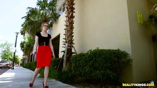 2016-05-22-10686-my-hot-boss_720