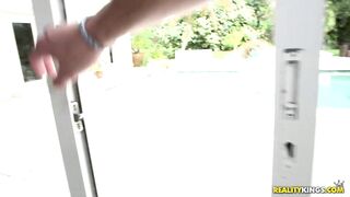 2016-05-24-10348-sexy-spreads_720