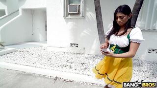 2018-10-24-8956001-oktober-breasts_720