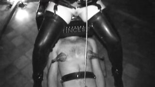2008-02-07-411-the-worship-throne-mistress-sidonias-private-sessions_h265