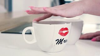 2020-07-05-105298-all-i-need-is-you-s36e16_960