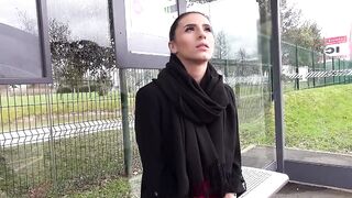 2020-04-15-nelly-takes-the-bus-of-vice_720