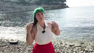 2025-10-23-lilith-20-years-old-student-in-toulon_720