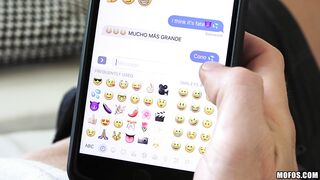 2017-06-05-2995371-sexting-latina-makes-house-call_720