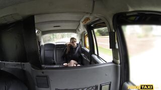 2015-02-22-4077081-american-in-uk-wants-black-cab-shag_720