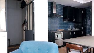 2020-03-18-kitana-30-years-old-class-in-its-purest-form_720