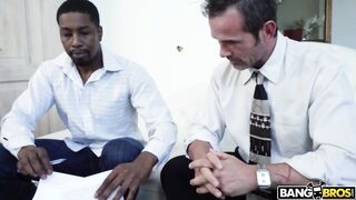 2019-04-26-8934081-fucking-behind-step-dads-back_720