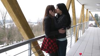 2017-05-14-4236281-sexy-lesbian-trib-in-winter-cabin_720