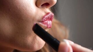 2020-04-09-94426-on-my-way-s35e17_960