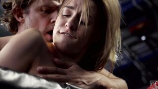 2020-04-24-97246-going-the-distance-s11e3_960