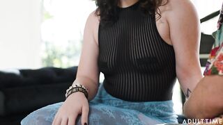 2023-09-30-233446-up-close-with-victoria-voxxx-233446-540