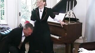 2007-12-25-229-maid-to-serve_h265