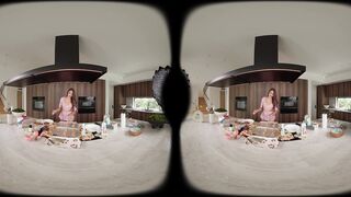 2025-10-24-the-girl-of-the-month-gizelle-blanco-2K