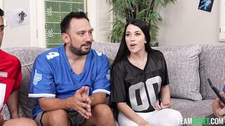 2022-09-22-20375-alex_coal_and_pristine_edge_720