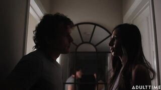 2022-04-11-199437-giannas-abroad-attraction-199437-540