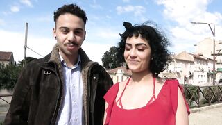 2021-03-25-azylis-seals-her-relationship-with-jm-sauce_720