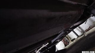 2017-04-20-2990551-ebony-spinners-deepthroat-discount_720